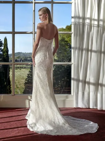 Pronovias Blos #0 vertical thumbnail