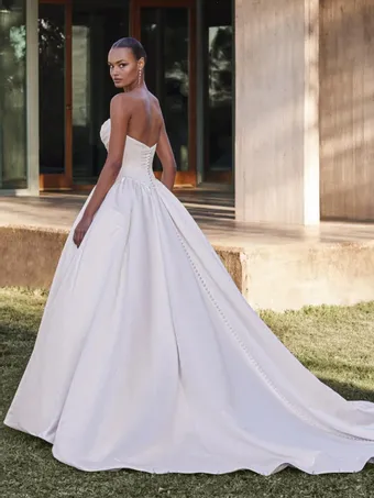 Pronovias Cillian #1 vertical thumbnail