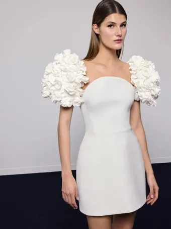 Pronovias Nante #4 vertical thumbnail