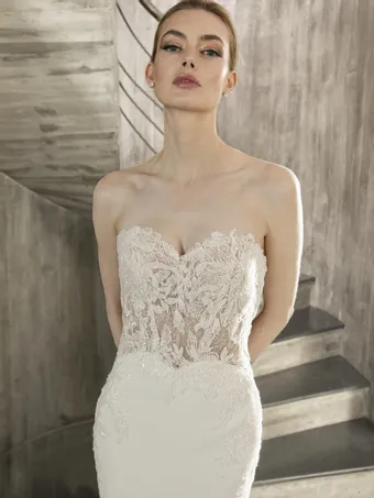 Pronovias Pyce #2 default vertical thumbnail