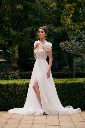 Wedding Societe #2 frontface vertical thumbnail