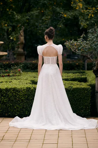 Wedding Societe #4 default backface vertical thumbnail