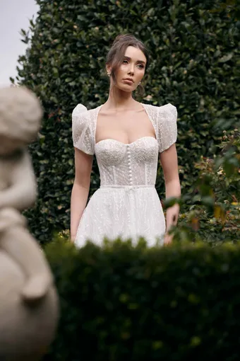 Wedding Societe #6 frontface vertical cropped thumbnail