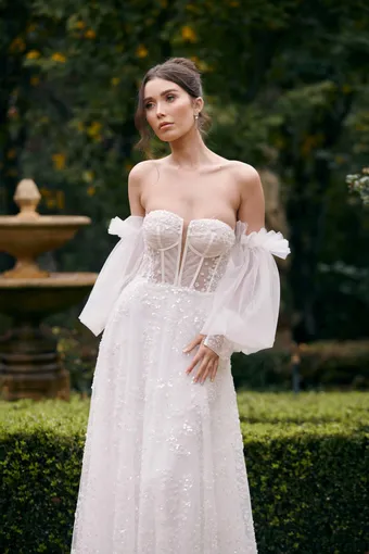 Wedding Societe #6 frontface vertical cropped thumbnail