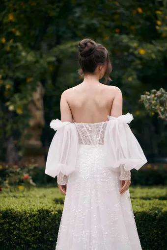 Wedding Societe #7 backface vertical cropped thumbnail