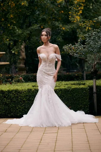 Wedding Societe #1 frontface vertical thumbnail