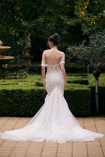 Wedding Societe #4 default backface vertical thumbnail