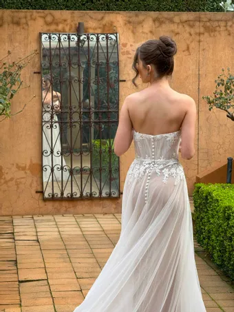 Wedding Societe #9 backface vertical cropped thumbnail