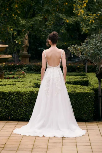 Wedding Societe #4 default backface vertical thumbnail