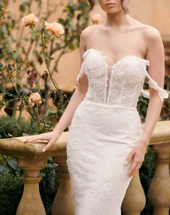 Wedding Societe #7 frontface vertical cropped thumbnail