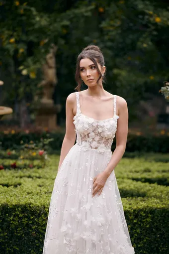 Wedding Societe #2 frontface vertical cropped thumbnail