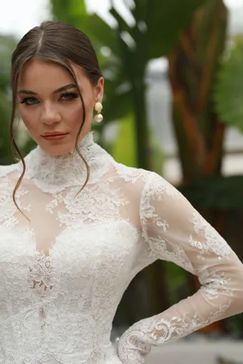 Jana Ann Couture Style #Valeria 2-in-1 – Ivory Lace Ballgown with Detachable High Neck Top #3 frontface vertical cropped thumbnail