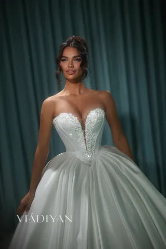 Vladiyan 2613 #2 frontface vertical cropped thumbnail