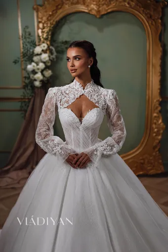 Vladiyan 2614 #3 frontface vertical cropped thumbnail