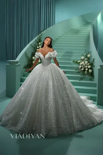 Vladiyan 2615 #0 default frontface vertical thumbnail