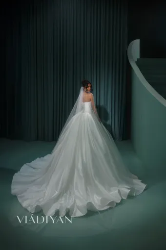 Vladiyan 2618 #2 default backface vertical thumbnail