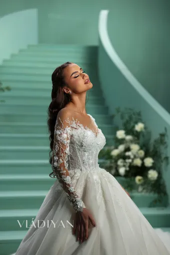 Vladiyan 2619 #3 vertical cropped thumbnail