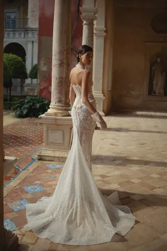 Berta Style #26-03 #1 default backface vertical thumbnail