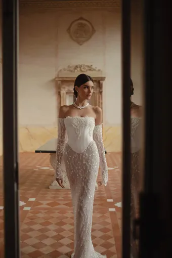 Berta Style #26-04 #1 frontface vertical thumbnail