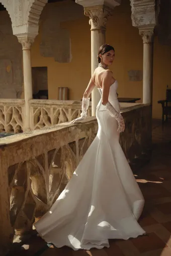 Berta Style #26-11 #1 default backface vertical thumbnail