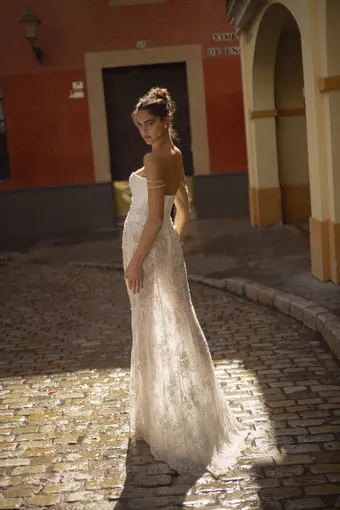 Berta - Privée Style #26-P01 #1 default backface vertical thumbnail