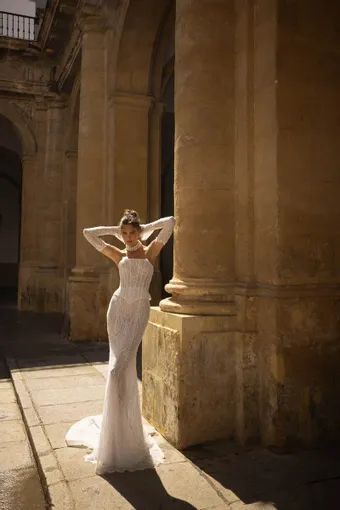 Berta - Privée Style #26-P04 #0 default frontface vertical thumbnail