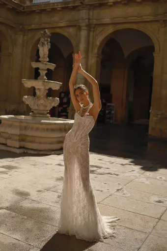 Berta - Privée Style #26-P10 #1 frontface vertical thumbnail