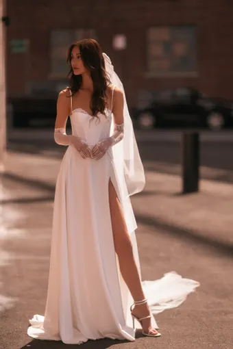 MUSE by Berta Style #25-39 #0 default frontface vertical thumbnail