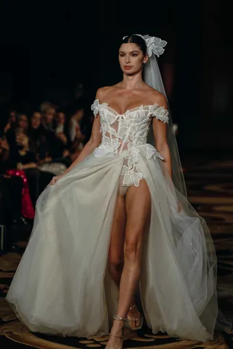 MUSE by Berta Style #25-133 #0 default frontface vertical thumbnail