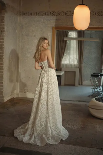 Berta - Muse Style #26-33 #1 default backface vertical thumbnail