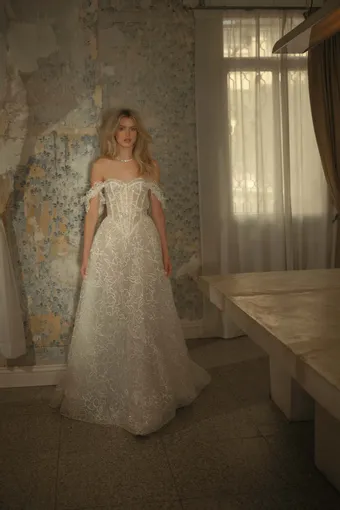 Berta - Muse Style #26-35 #1 frontface vertical thumbnail