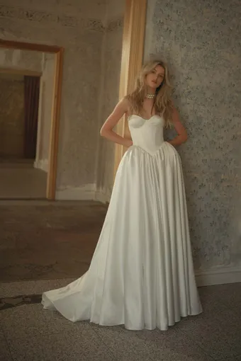 Berta - Muse Style #26-39 #0 default frontface vertical thumbnail