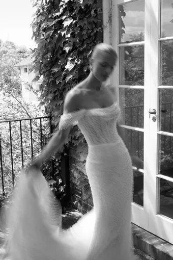 La Premiere Blair #6 frontface vertical cropped thumbnail