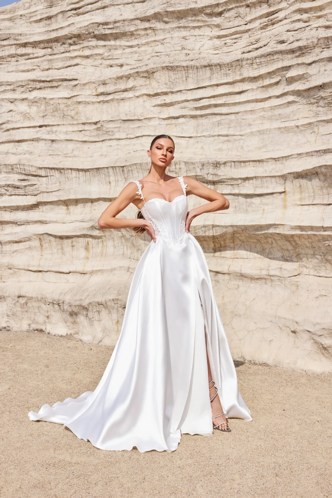 Jess Adore - JA9005 | CLE Bride by Expressions