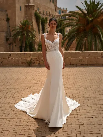 Moonlight Bridal H1571 #0 default frontface vertical thumbnail