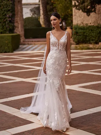 Moonlight Bridal J6896 #1 frontface vertical thumbnail