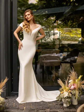 Moonlight Bridal T952 #1 frontface vertical thumbnail