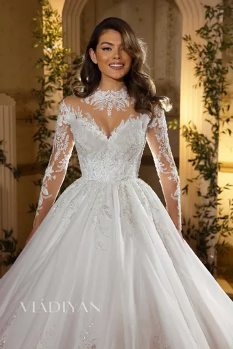 Vladiyan 2523 #3 frontface vertical cropped thumbnail