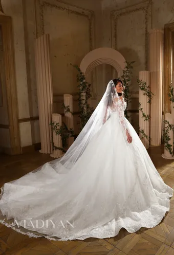 Vladiyan 2523 #2 default backface vertical thumbnail