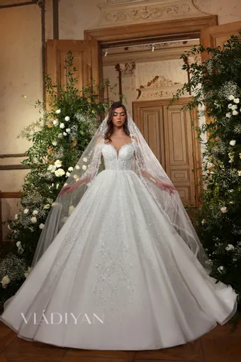 Vladiyan 2527 #0 default frontface vertical thumbnail