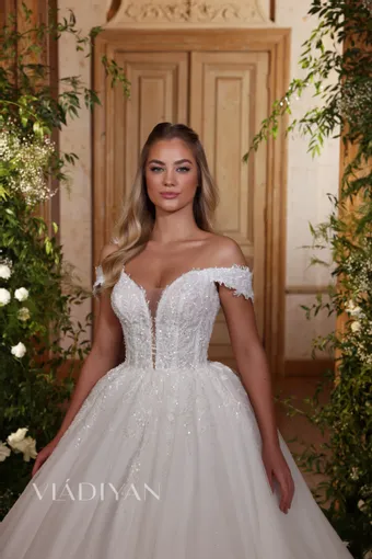 Vladiyan 2529 #3 backface vertical cropped thumbnail