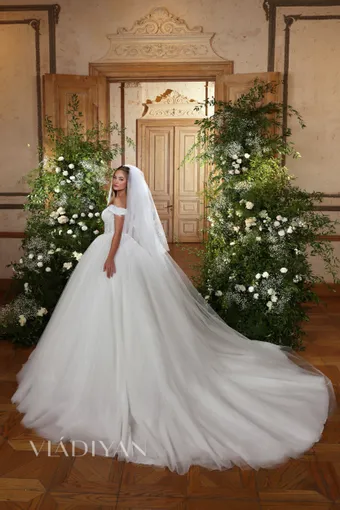 Vladiyan 2529 #1 default backface vertical thumbnail