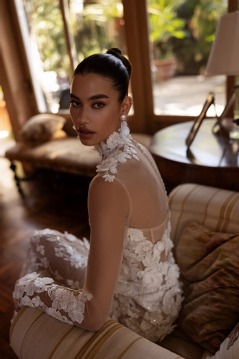 Tina Valerdi Style #Desiree #6 default backface vertical cropped thumbnail