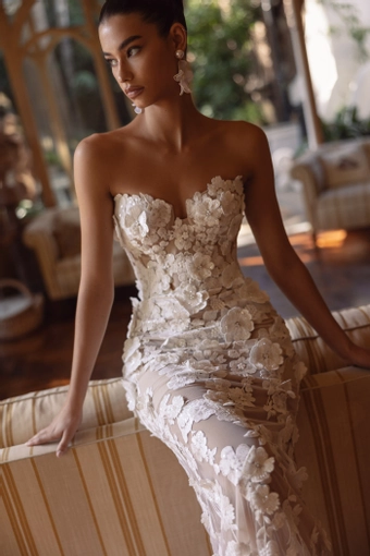 Tina Valerdi Style #Desiree #3 frontface vertical cropped thumbnail