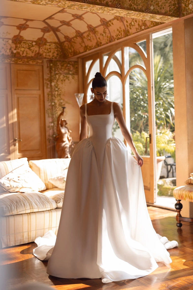 Tina Valerdi Style #Elea Default Thumbnail Image