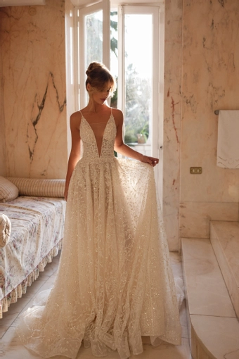 Tina Valerdi Style #Lya #0 default frontface vertical thumbnail