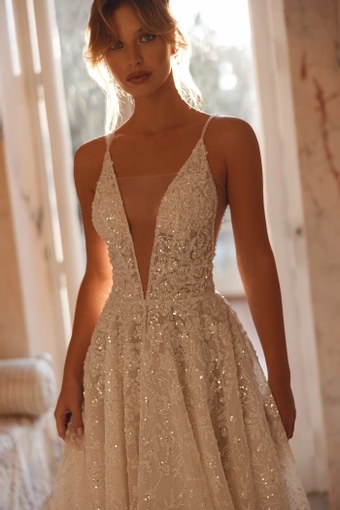 Tina Valerdi Style #Lya #4 frontface vertical cropped thumbnail