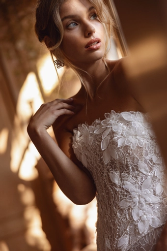 Tina Valerdi Style #Oceane #4 frontface vertical cropped thumbnail