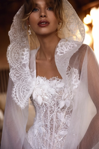 Tina Valerdi Style #Oceane #5 frontface vertical cropped thumbnail