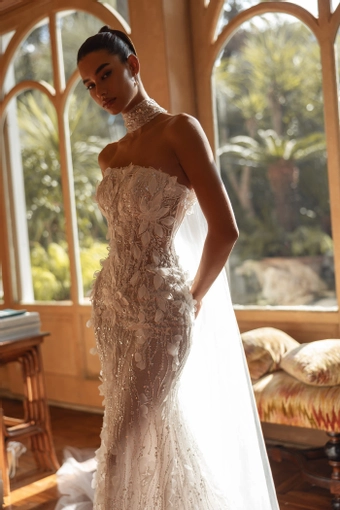 Tina Valerdi Style #Sabine #4 frontface vertical cropped thumbnail